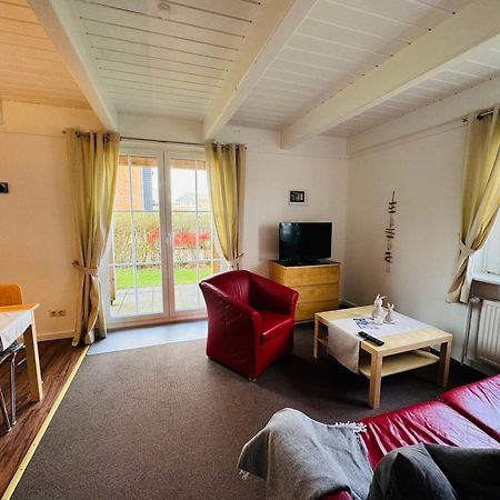 Ferienwohnung Kleine Ella Pellworm Exterior foto